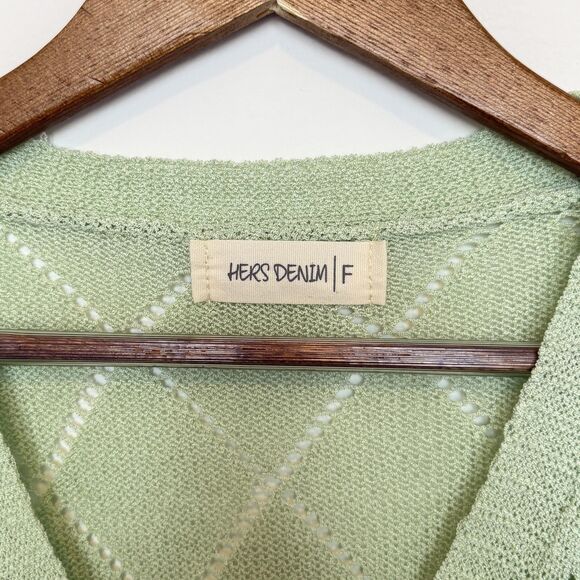 Hers Denim Sweater Womens Small Short Sleeve Knit Cropped Floral Cardigan Top - Picture 3 of 6